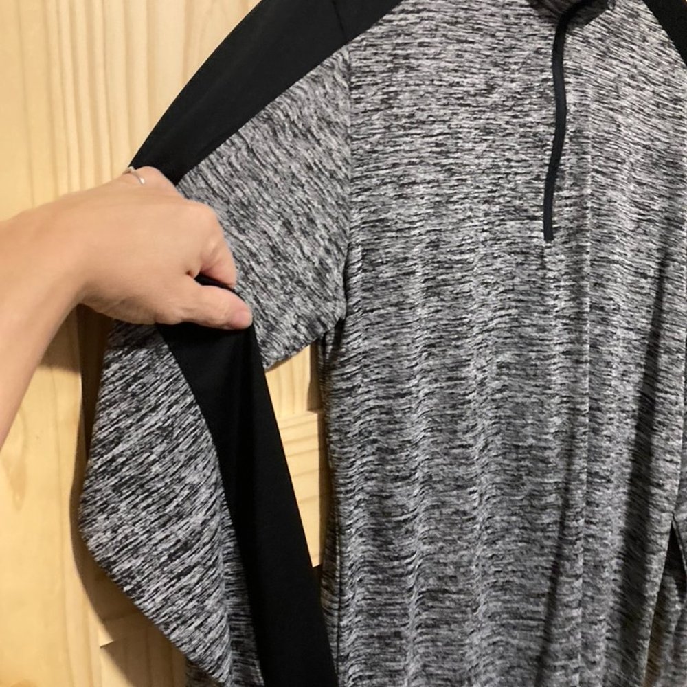 Sportstech Athletic Pullover
